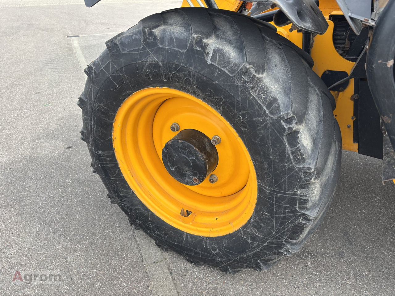 JCB 527-58 Agri - Ekskavator teleskopik: foto 4 JCB 527-58 Agri - Ekskavator teleskopik: foto 4