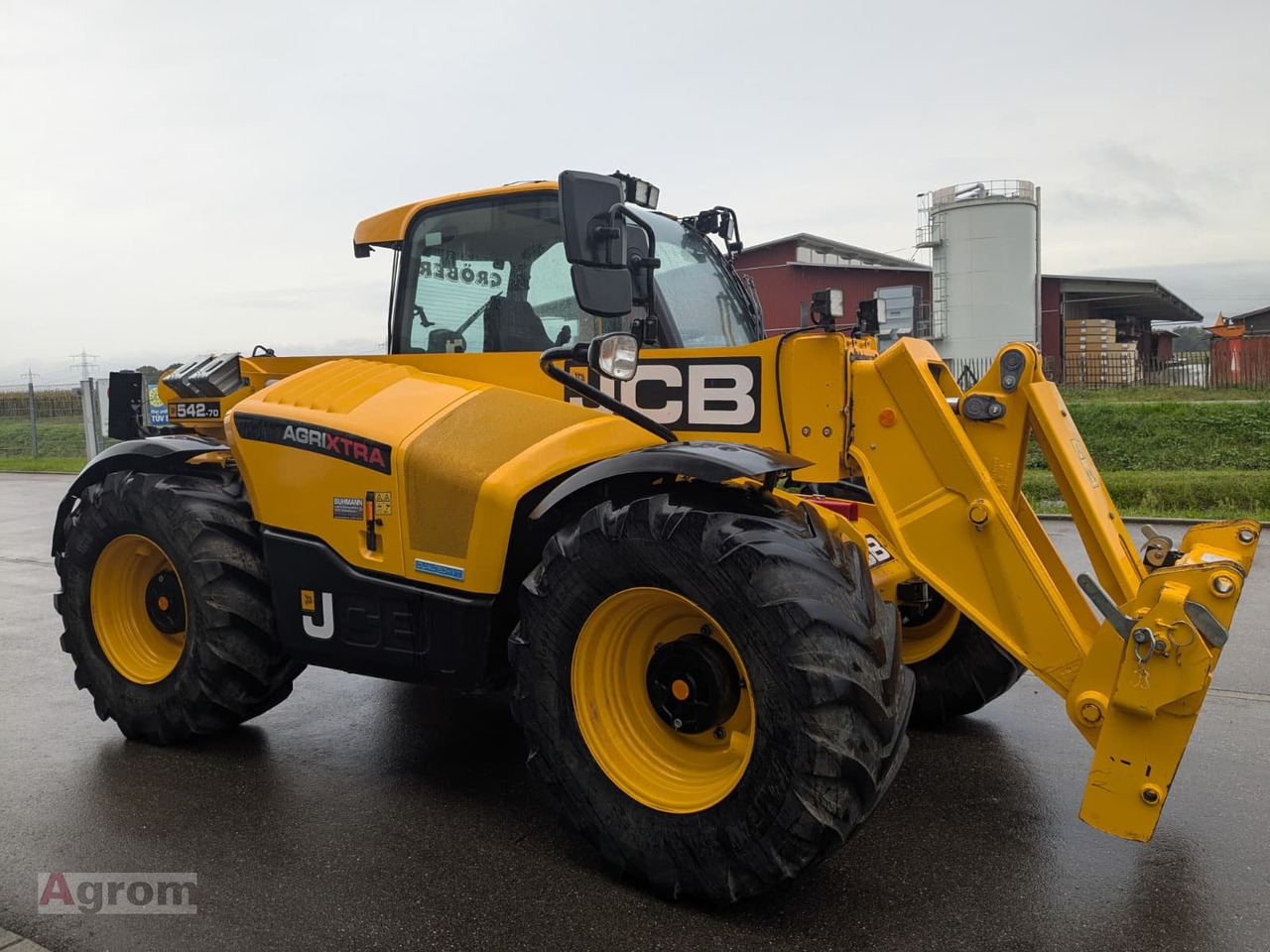 JCB 542-70 AGRI XTRA - Ekskavator teleskopik: foto 2 JCB 542-70 AGRI XTRA - Ekskavator teleskopik: foto 2