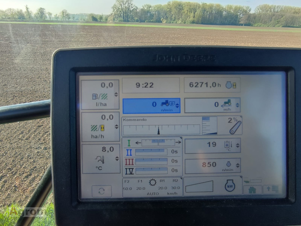 John Deere 6190R - Traktor: foto 2 John Deere 6190R - Traktor: foto 2