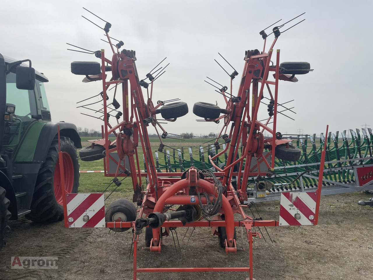 Kuhn GF 8501 - Barkthyese/ Shkundës bari: foto 1 Kuhn GF 8501 - Barkthyese/ Shkundës bari: foto 1
