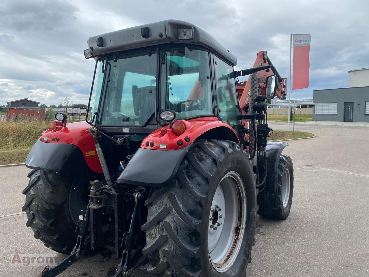 Massey Ferguson 5445 Dyna4 - Traktor: foto 4 Massey Ferguson 5445 Dyna4 - Traktor: foto 4