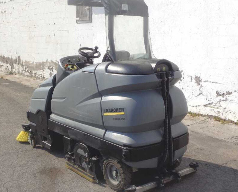 Kärcher B 250 R I + R 120 - Makineri larëse-tharëse dyshemeje: foto 2 Kärcher B 250 R I + R 120 - Makineri larëse-tharëse dyshemeje: foto 2