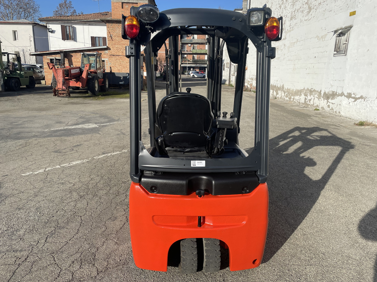 LINDE E 16 C-01 (batt. 2017) - Pirun elektrik: foto 3 LINDE E 16 C-01 (batt. 2017) - Pirun elektrik: foto 3