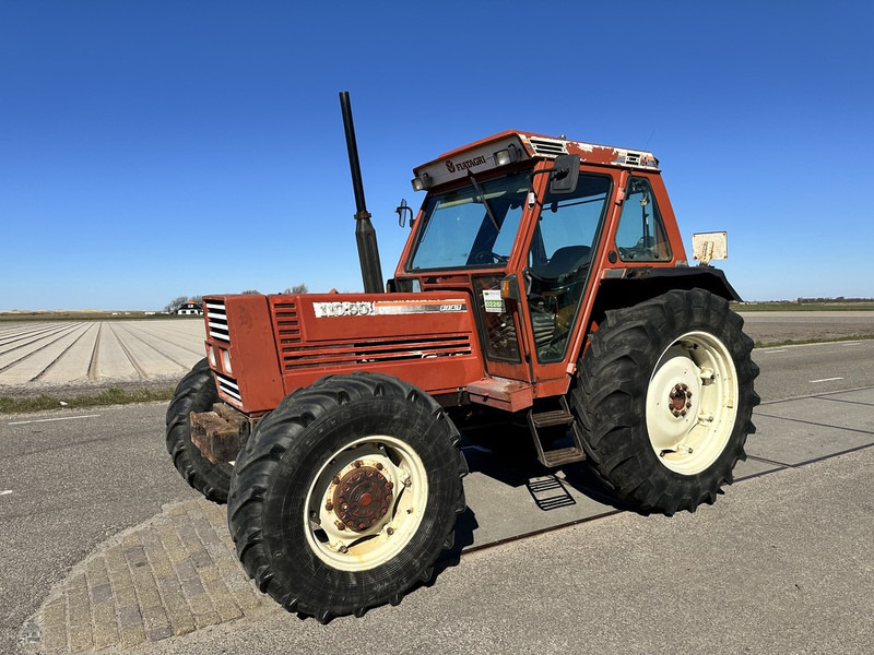 Fiat 110-90 DT - Traktor: foto 1 Fiat 110-90 DT - Traktor: foto 1