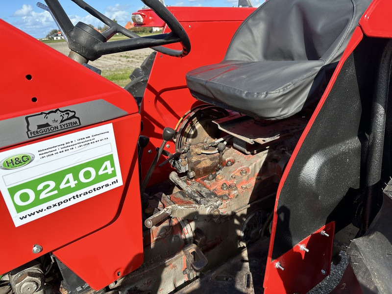 Massey Ferguson 165 - Traktor: foto 4 Massey Ferguson 165 - Traktor: foto 4
