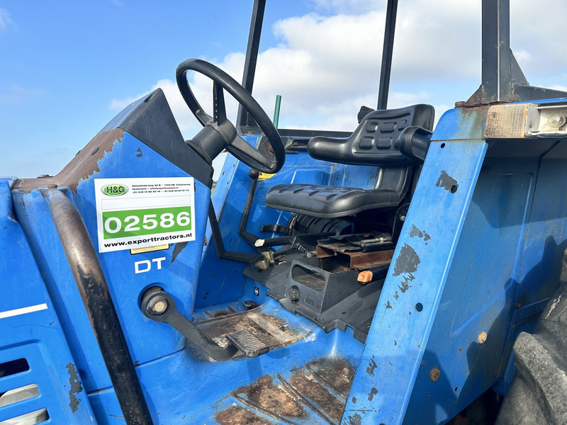 New Holland 110-90 DT - Traktor: foto 4 New Holland 110-90 DT - Traktor: foto 4