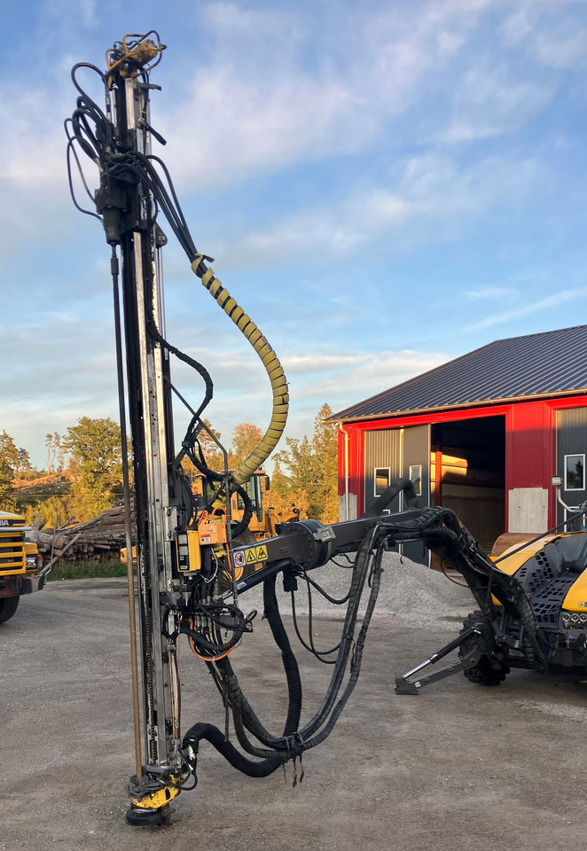 Atlas Copco FlexiROC T15R-01 - Sondë shpimi: foto 5 Atlas Copco FlexiROC T15R-01 - Sondë shpimi: foto 5