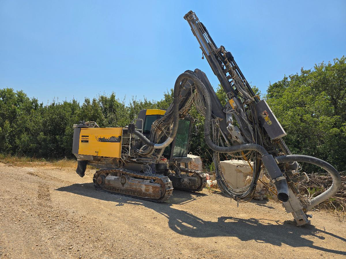 Atlas Copco FlexiRoc T35-11 - Sondë shpimi: foto 2 Atlas Copco FlexiRoc T35-11 - Sondë shpimi: foto 2