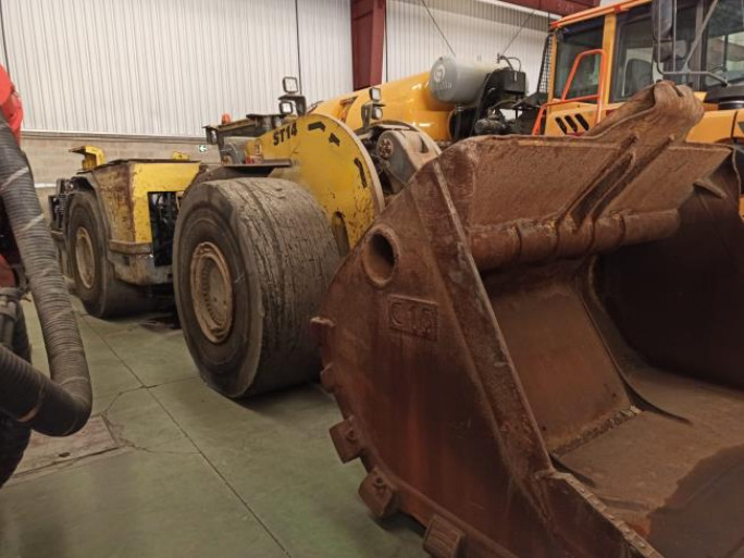 Atlas Copco ST14 - Makineri minerare: foto 2 Atlas Copco ST14 - Makineri minerare: foto 2