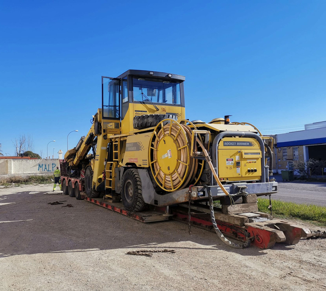 Atlas Copco WE3 - Makineri e drejtuar për hapjen e rrugëve: foto 5 Atlas Copco WE3 - Makineri e drejtuar për hapjen e rrugëve: foto 5