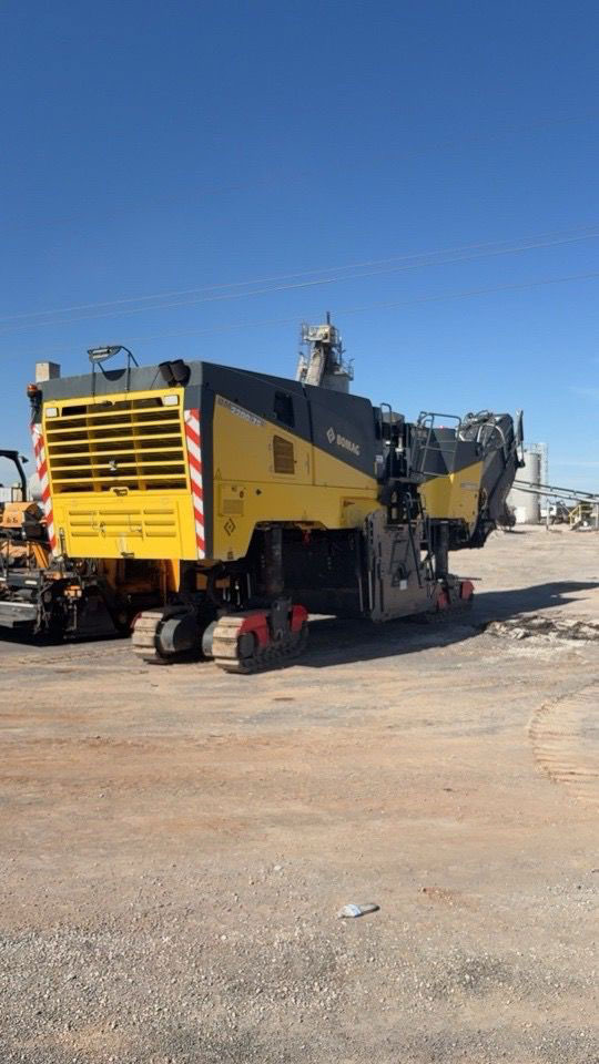 Bomag BM 2200/75 - Frezë asfalti: foto 3 Bomag BM 2200/75 - Frezë asfalti: foto 3