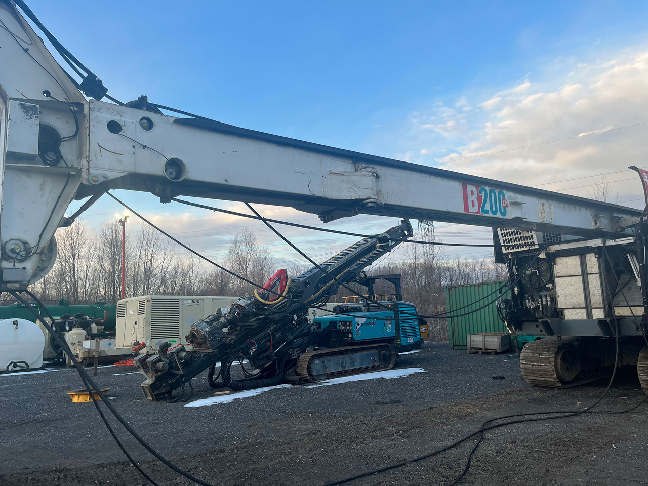 Casagrande B200 XP - Ngulës pilotash: foto 5 Casagrande B200 XP - Ngulës pilotash: foto 5