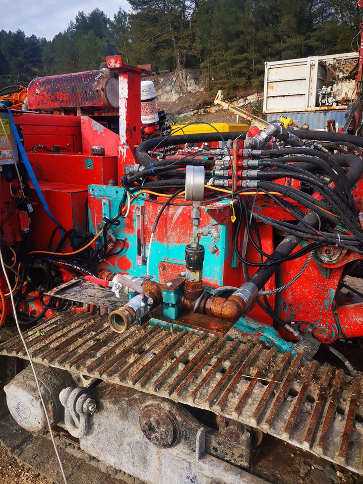 Casagrande C6 XP - Ngulës pilotash: foto 5 Casagrande C6 XP - Ngulës pilotash: foto 5