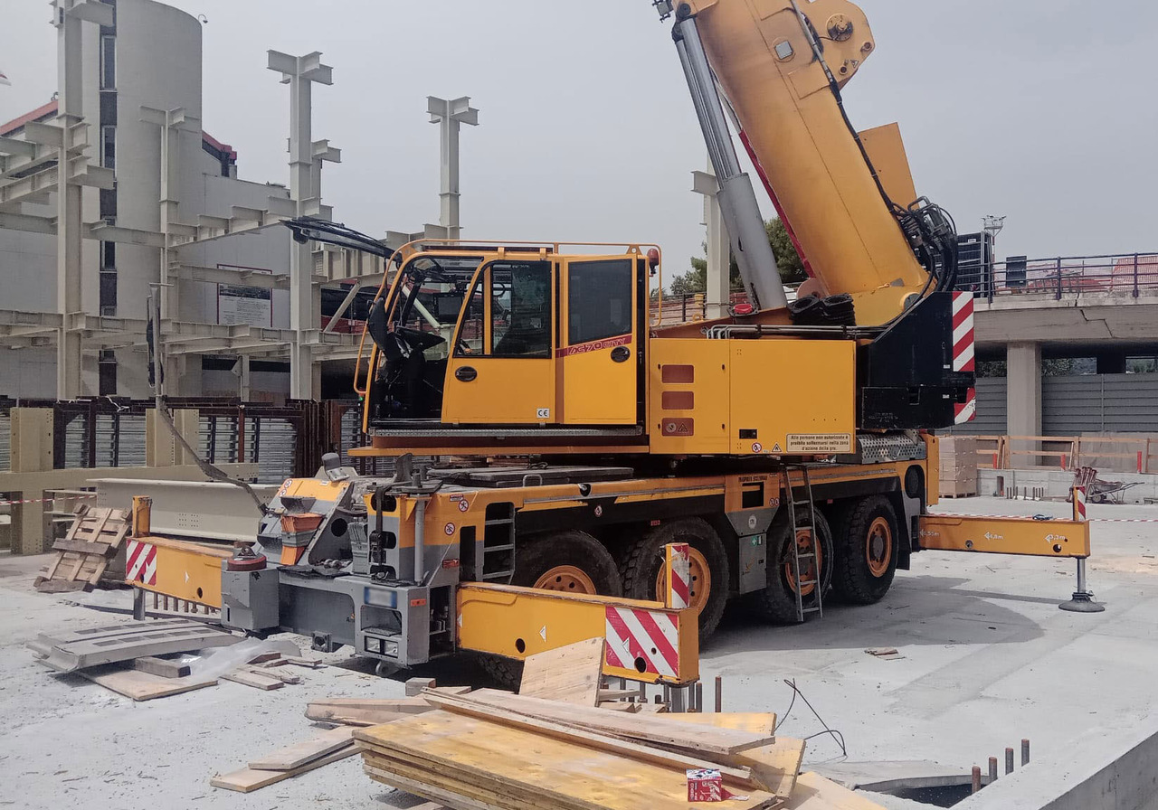 Demag AC 70 City - Autovinç: foto 2 Demag AC 70 City - Autovinç: foto 2