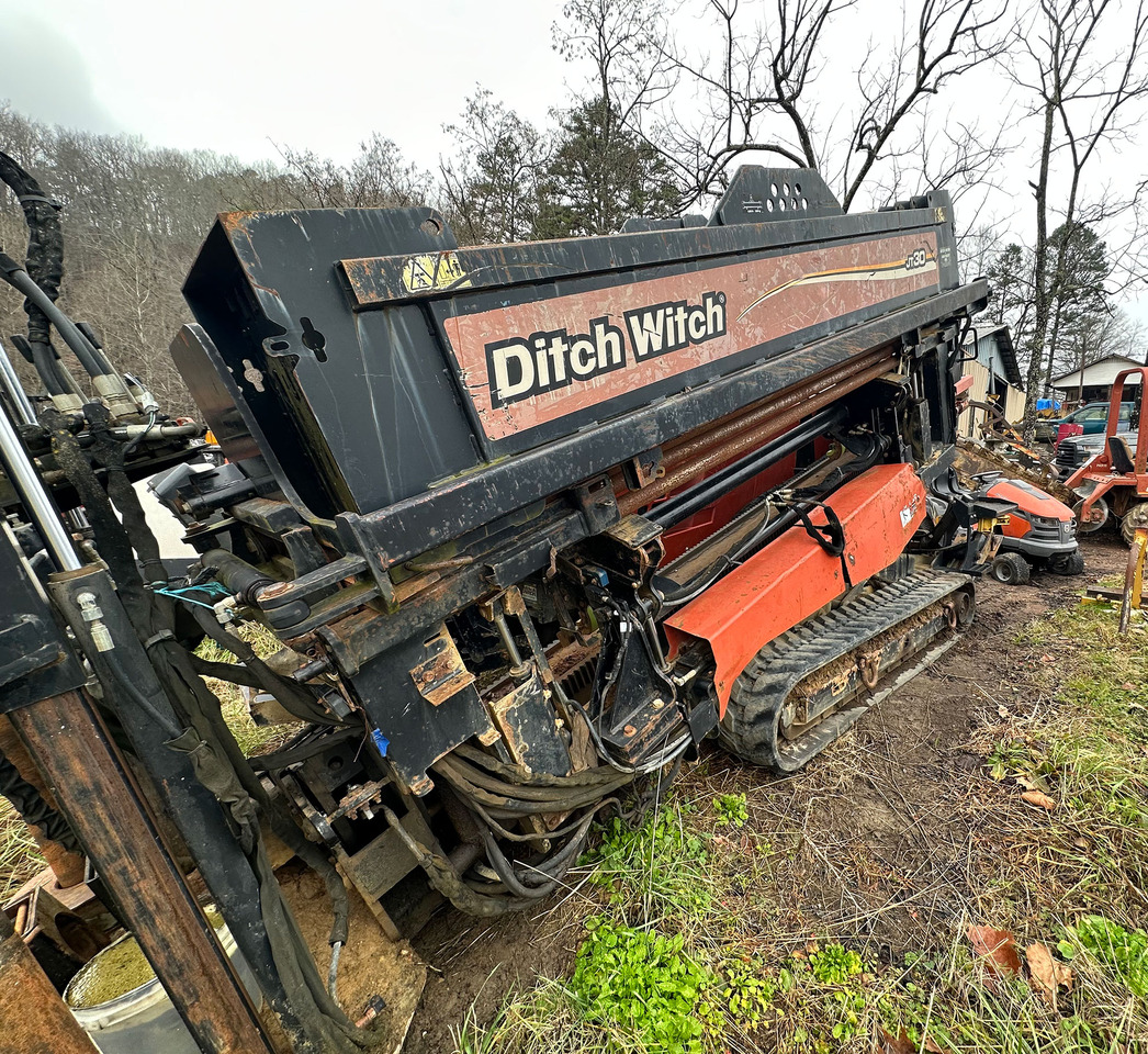 Ditch Witch JT3020 - Makineri e drejtuar për hapjen e rrugëve: foto 1 Ditch Witch JT3020 - Makineri e drejtuar për hapjen e rrugëve: foto 1