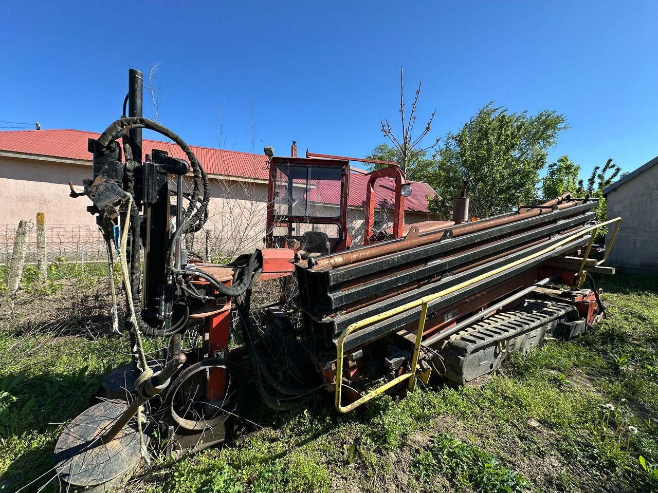 Ditch Witch JT4020 - Makineri e drejtuar për hapjen e rrugëve: foto 1 Ditch Witch JT4020 - Makineri e drejtuar për hapjen e rrugëve: foto 1