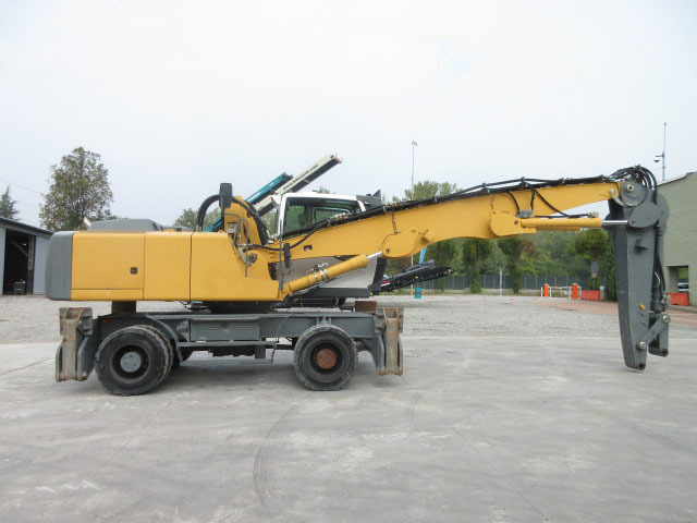 Liebherr A924 - Ekskavator për mbetje: foto 3 Liebherr A924 - Ekskavator për mbetje: foto 3