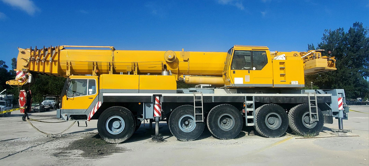 Liebherr LTM 1120-1 - Autovinç: foto 1 Liebherr LTM 1120-1 - Autovinç: foto 1