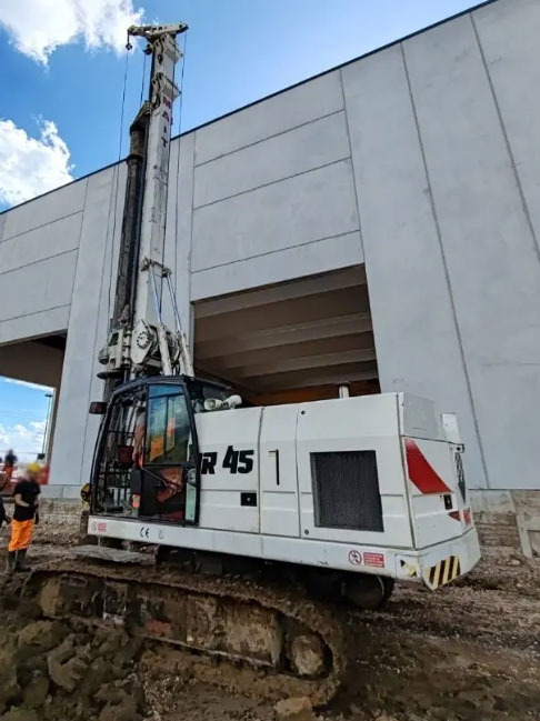 MAIT HR45 - Ngulës pilotash: foto 2 MAIT HR45 - Ngulës pilotash: foto 2