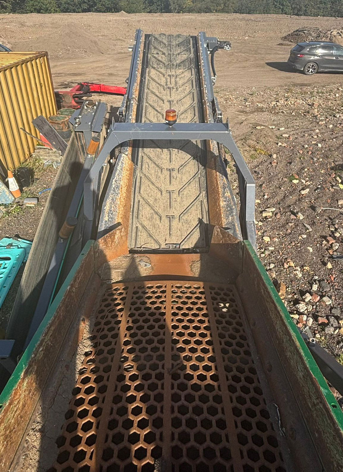 McCloskey R70 - Makinë sitëse: foto 5 McCloskey R70 - Makinë sitëse: foto 5