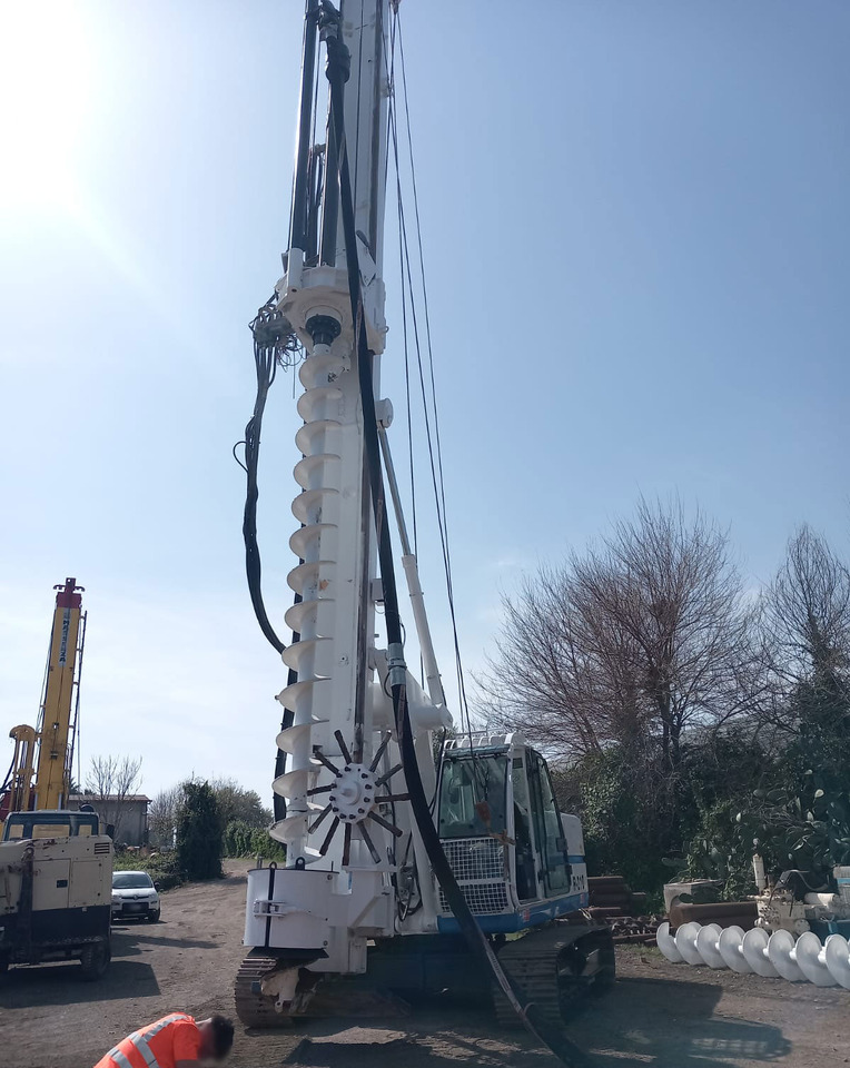 Soilmec R-210 - Ngulës pilotash: foto 4 Soilmec R-210 - Ngulës pilotash: foto 4