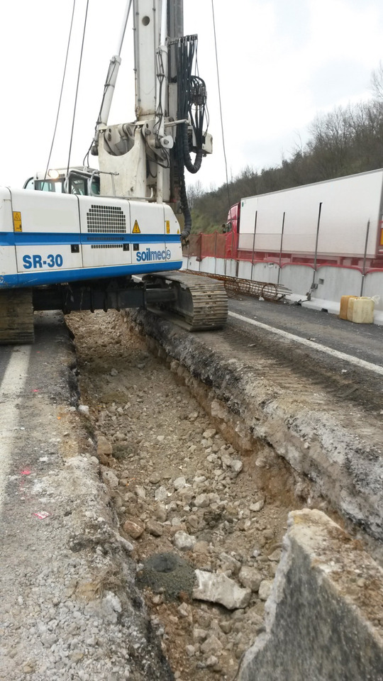 Soilmec SR-30 - Ngulës pilotash: foto 4 Soilmec SR-30 - Ngulës pilotash: foto 4