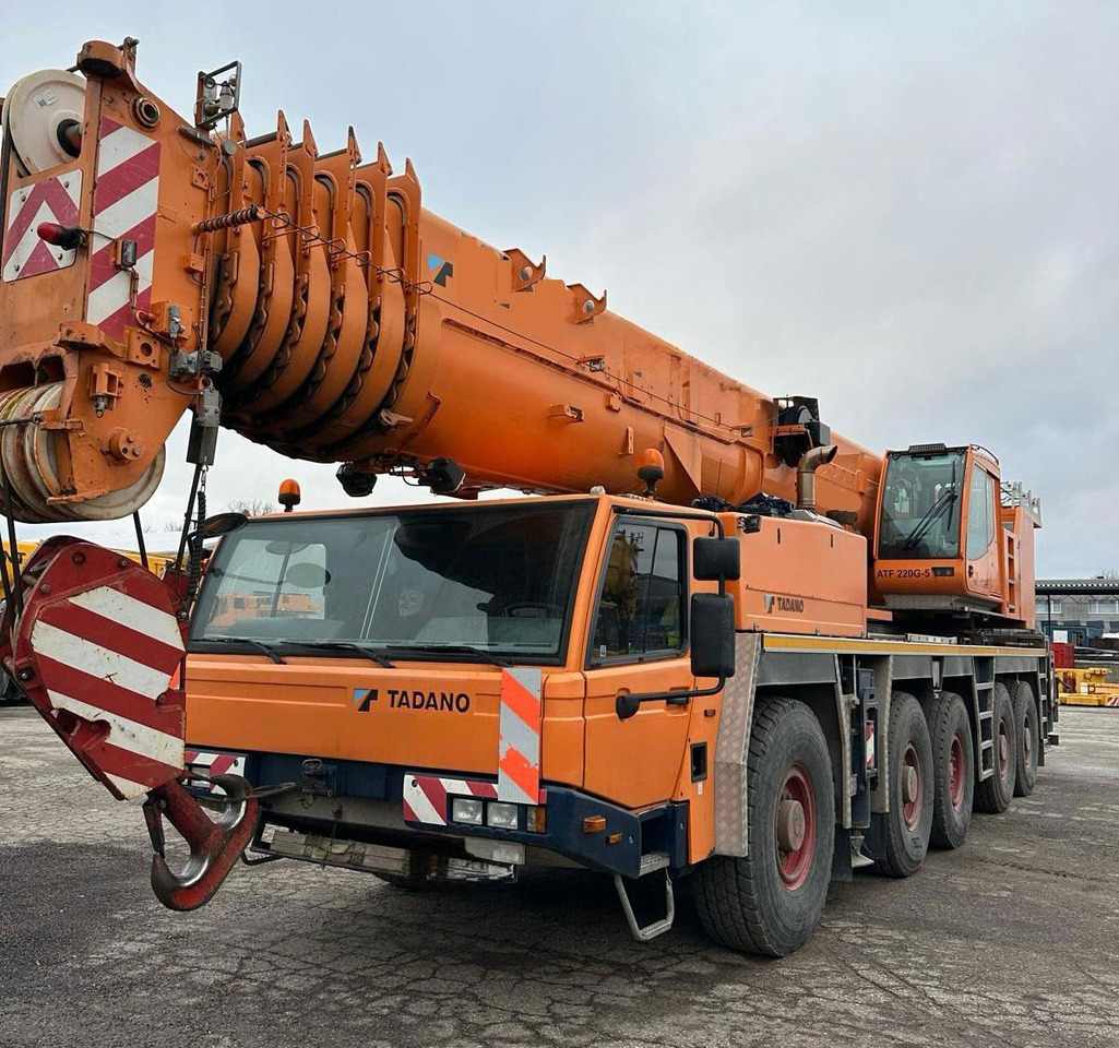 Tadano Faun ATF 220G-5 - Autovinç: foto 1 Tadano Faun ATF 220G-5 - Autovinç: foto 1