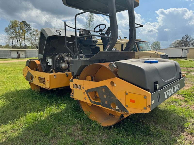 Volvo DD140C - Rul: foto 1 Volvo DD140C - Rul: foto 1
