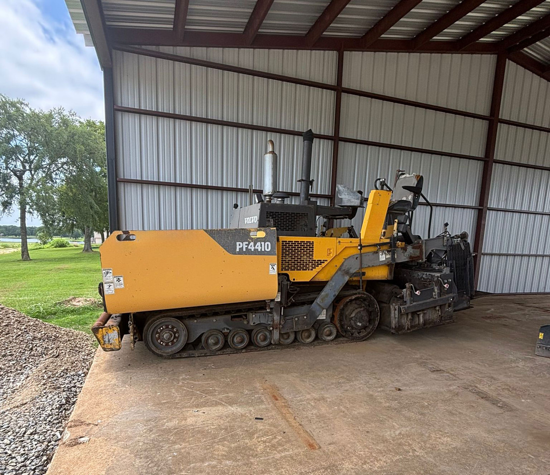 Volvo PF4410 - Shtrues asfalti: foto 1 Volvo PF4410 - Shtrues asfalti: foto 1