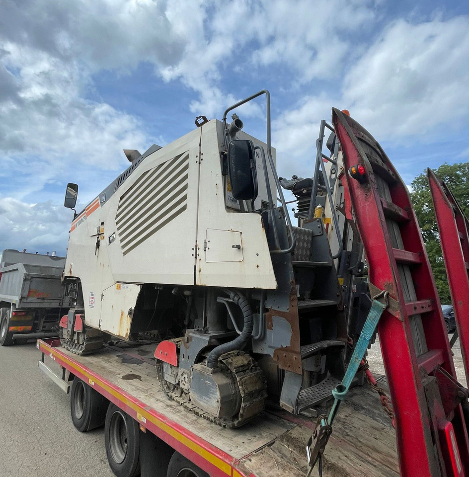 Wirtgen W 100 CFI - Frezë asfalti: foto 4 Wirtgen W 100 CFI - Frezë asfalti: foto 4