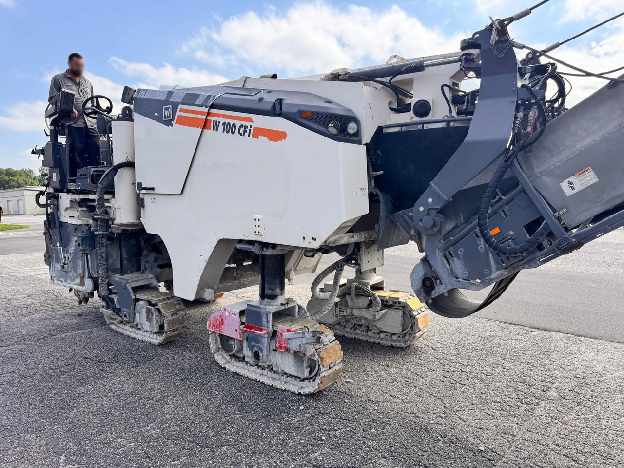 Wirtgen W 100 CFI - Frezë asfalti: foto 4 Wirtgen W 100 CFI - Frezë asfalti: foto 4