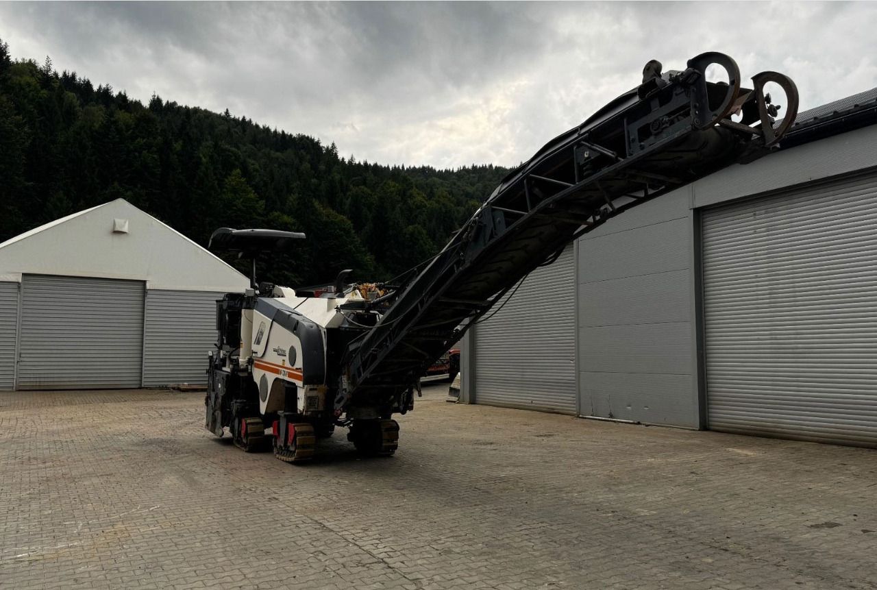 Wirtgen W 130 F - Frezë asfalti: foto 4 Wirtgen W 130 F - Frezë asfalti: foto 4