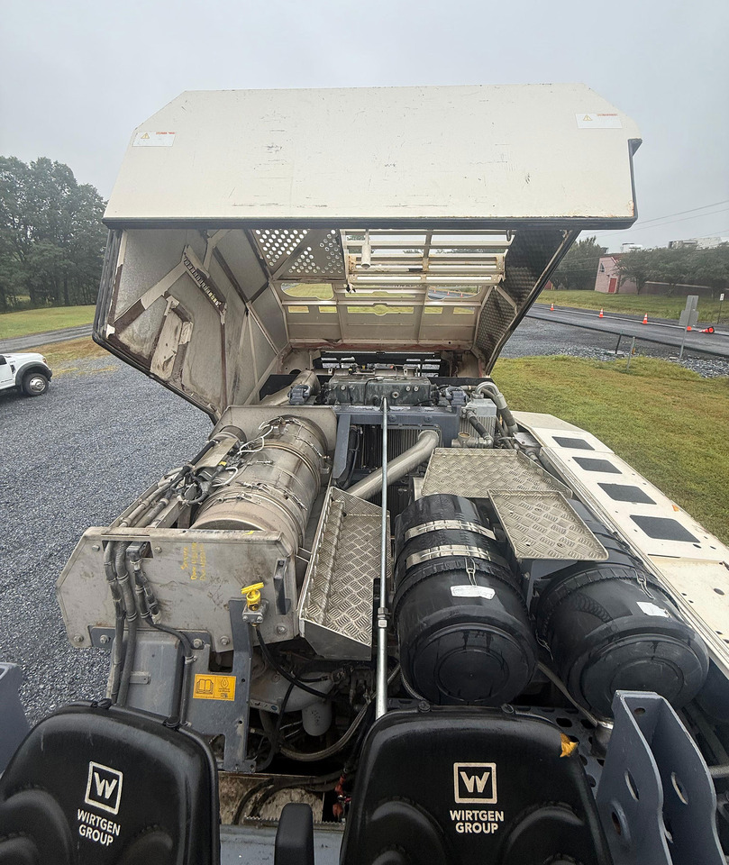 Wirtgen W 200 I - Frezë asfalti: foto 4 Wirtgen W 200 I - Frezë asfalti: foto 4