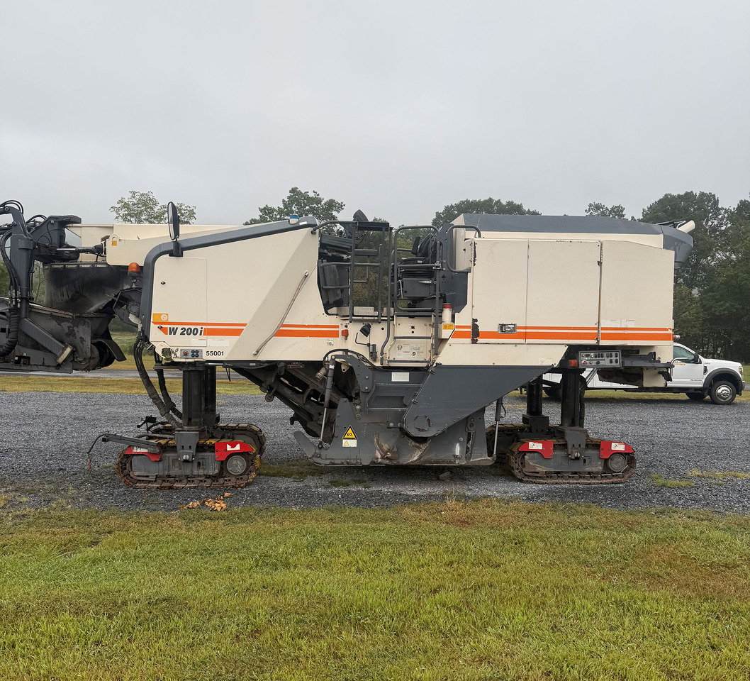 Wirtgen W 200 I - Frezë asfalti: foto 3 Wirtgen W 200 I - Frezë asfalti: foto 3