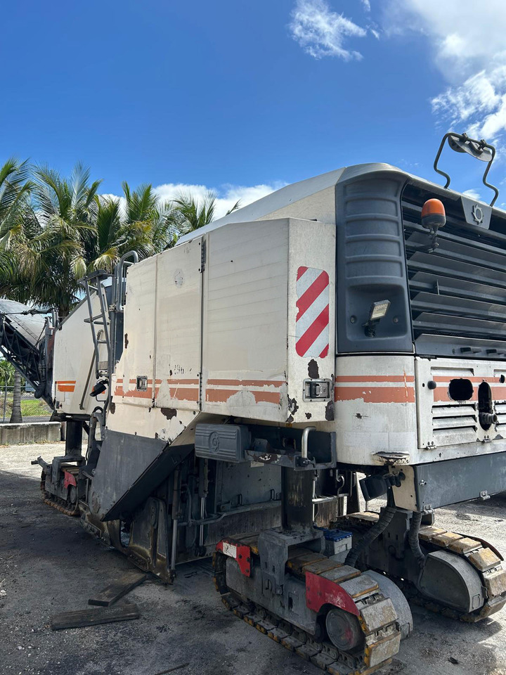 Wirtgen W 200 - Frezë asfalti: foto 4 Wirtgen W 200 - Frezë asfalti: foto 4