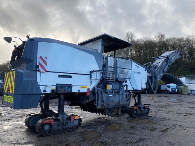 Wirtgen W 210 FI - Frezë asfalti: foto 4 Wirtgen W 210 FI - Frezë asfalti: foto 4