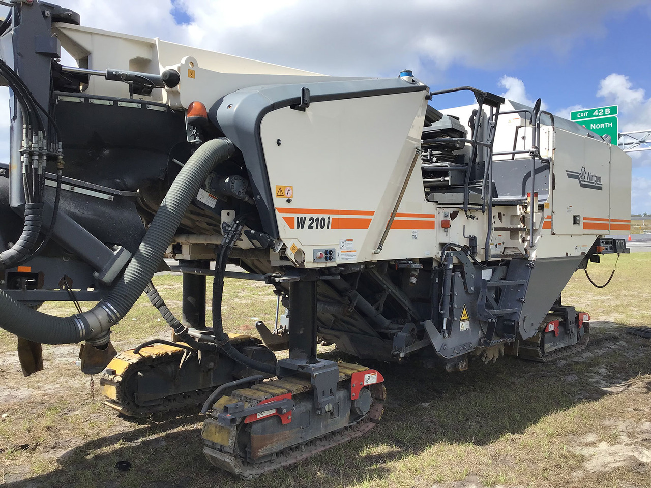 Wirtgen W 210 i - Frezë asfalti: foto 3 Wirtgen W 210 i - Frezë asfalti: foto 3