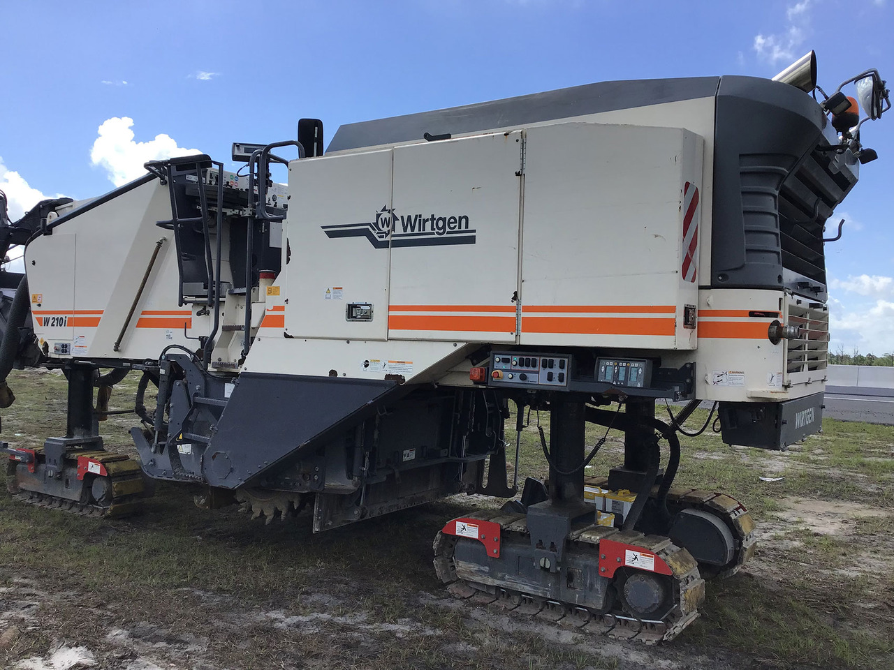 Wirtgen W 210 i - Frezë asfalti: foto 5 Wirtgen W 210 i - Frezë asfalti: foto 5