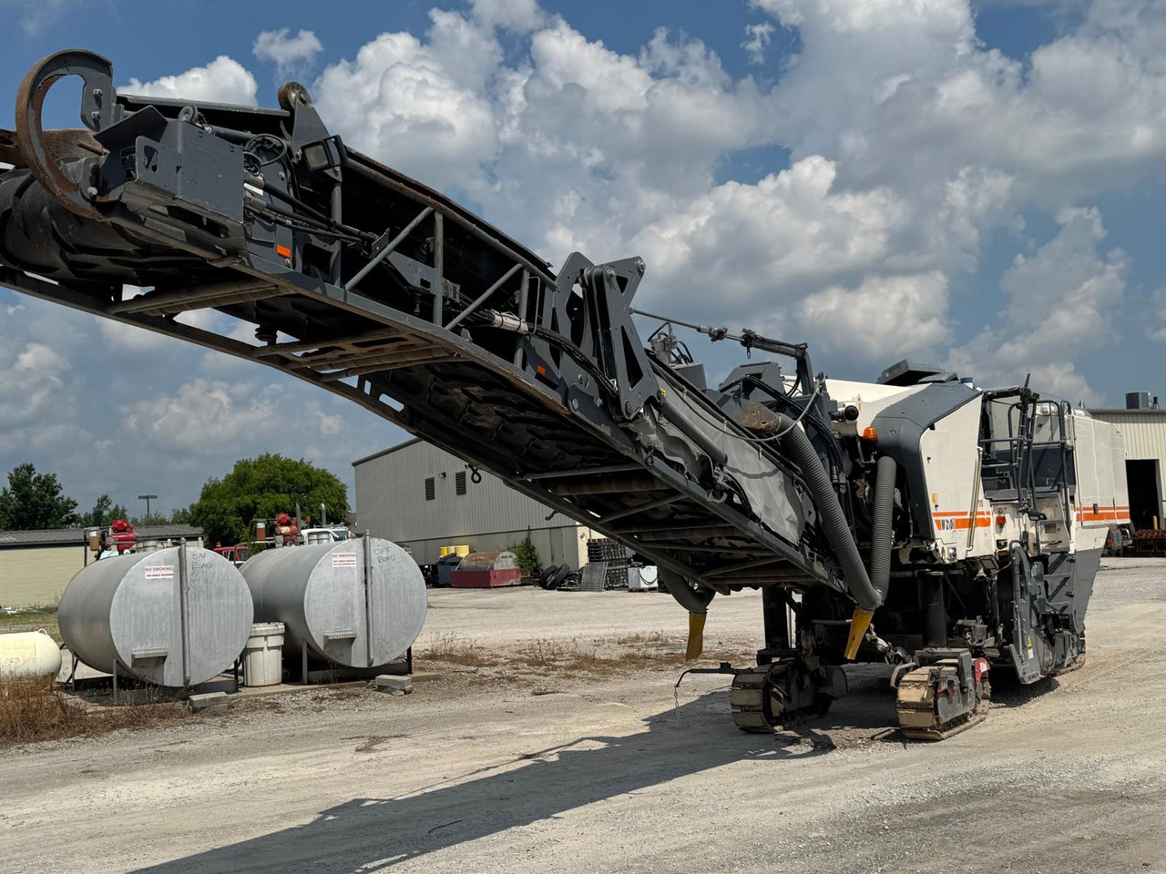 Wirtgen W 210 i - Frezë asfalti: foto 4 Wirtgen W 210 i - Frezë asfalti: foto 4