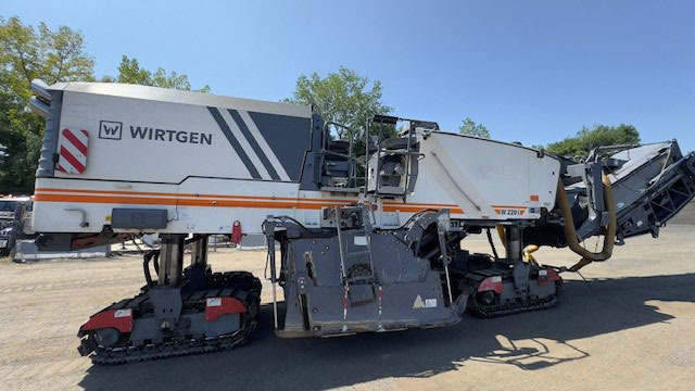 Wirtgen W 220 I - Frezë asfalti: foto 2 Wirtgen W 220 I - Frezë asfalti: foto 2