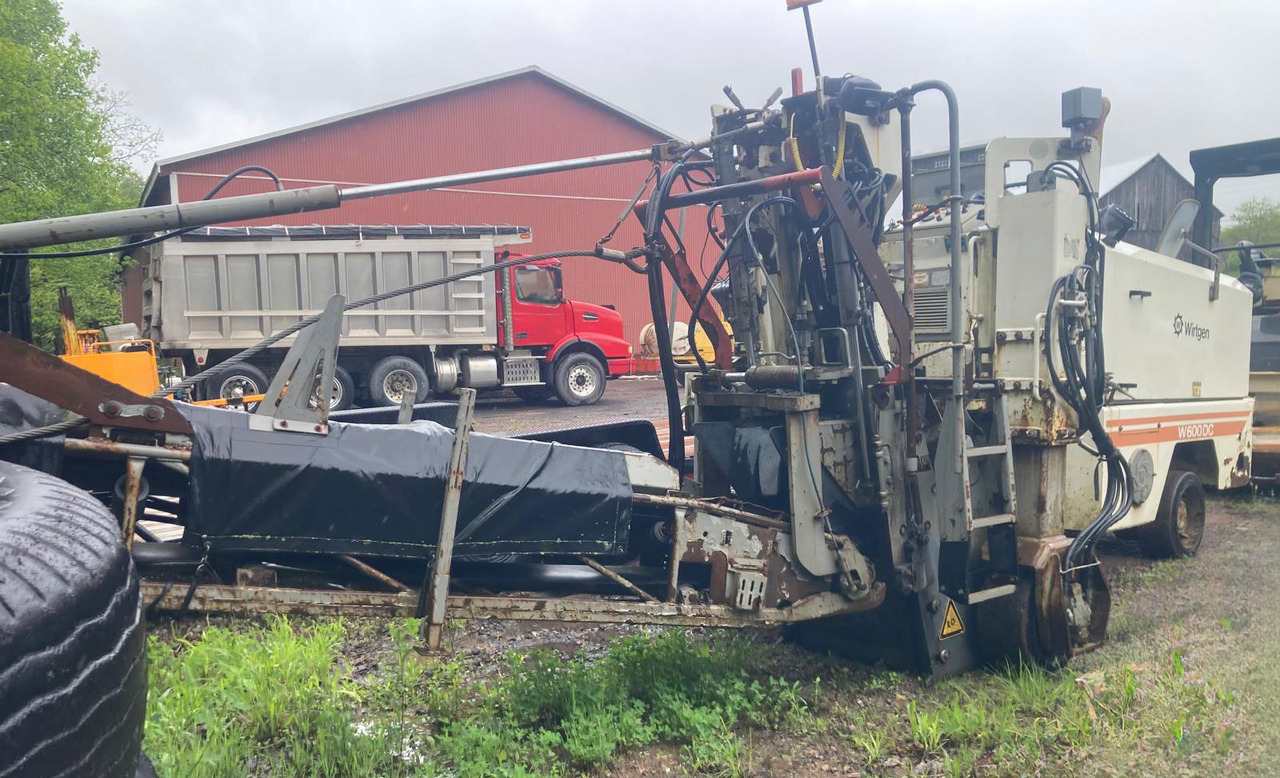 Wirtgen W 600 DC - Frezë asfalti: foto 3 Wirtgen W 600 DC - Frezë asfalti: foto 3