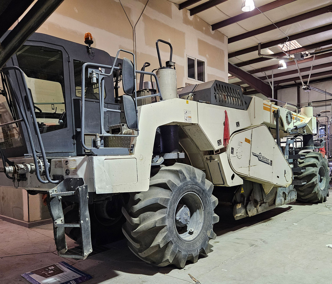Wirtgen WR 2400 - Stabilizues dheu: foto 3 Wirtgen WR 2400 - Stabilizues dheu: foto 3