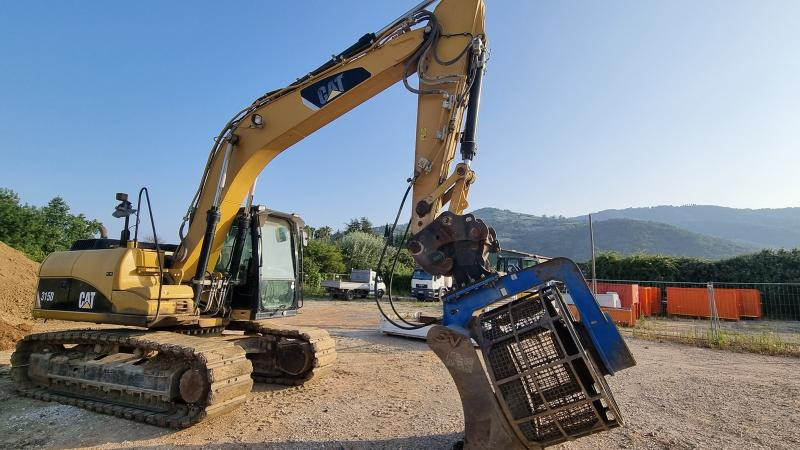 Caterpillar 315DL - Ekskavator me zinxhirë: foto 2 Caterpillar 315DL - Ekskavator me zinxhirë: foto 2