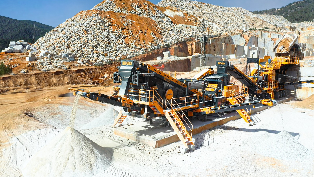 FABO MCK-110 MOBILE CRUSHING & SCREENING PLANT - Gurëthyesi i lëvizshëm: foto 2 FABO MCK-110 MOBILE CRUSHING & SCREENING PLANT - Gurëthyesi i lëvizshëm: foto 2