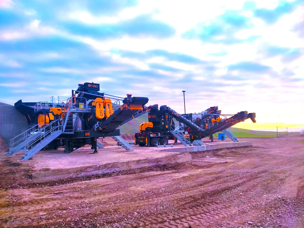 FABO Mobile crusher - Gurëthyesi i lëvizshëm: foto 2 FABO Mobile crusher - Gurëthyesi i lëvizshëm: foto 2