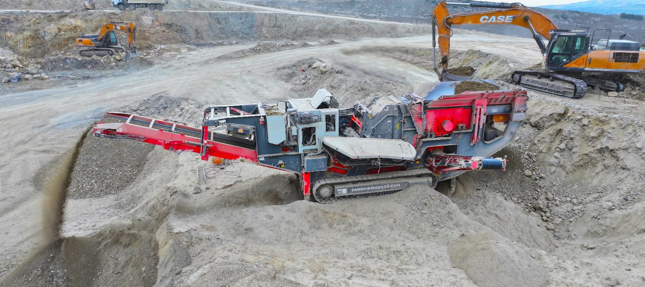 FABO USED SANDVIK MOBILE CRUSHER - Gurëthyesi i lëvizshëm: foto 1 FABO USED SANDVIK MOBILE CRUSHER - Gurëthyesi i lëvizshëm: foto 1