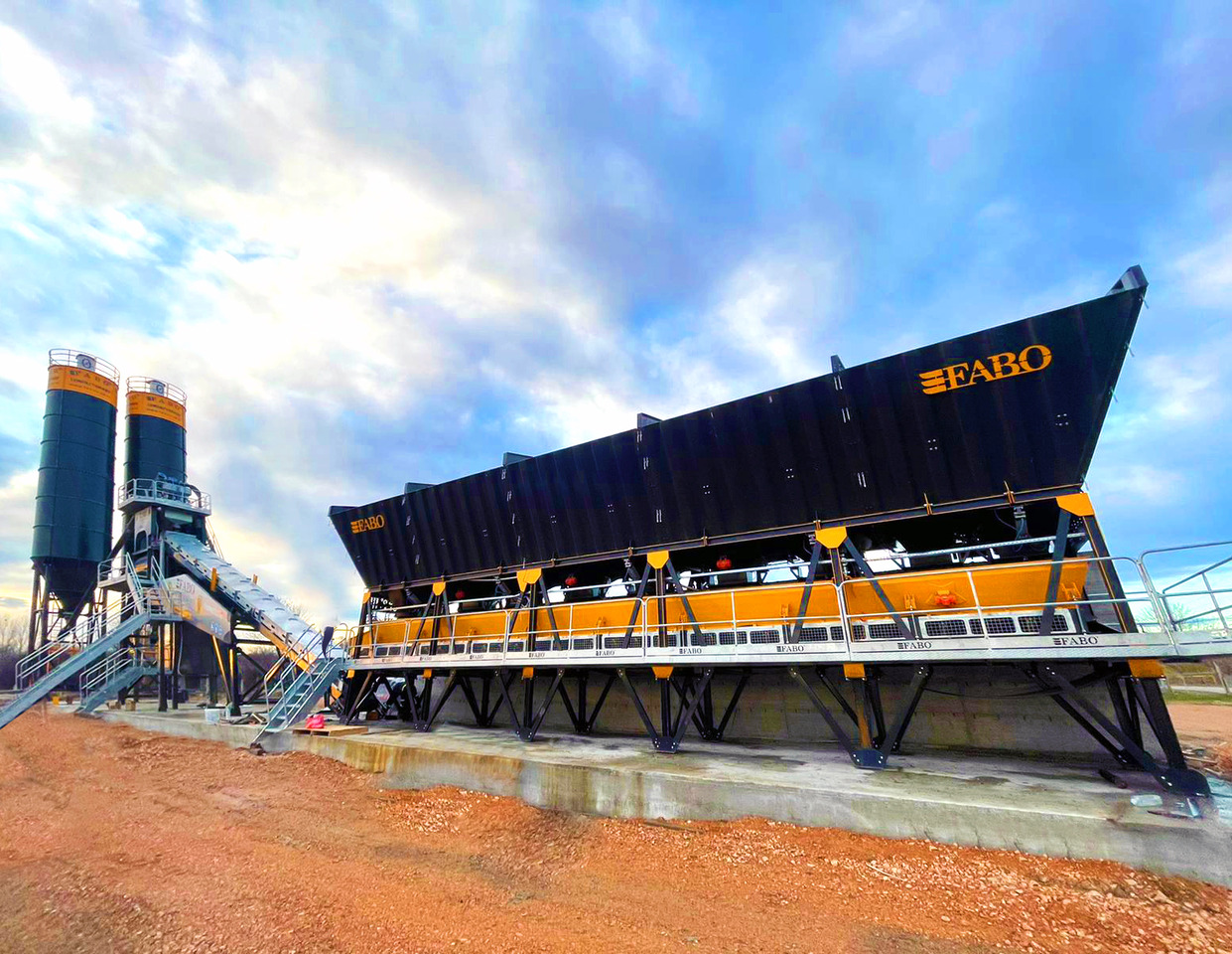 FABO compact concrete plant - Impiant betoni: foto 1 FABO compact concrete plant - Impiant betoni: foto 1