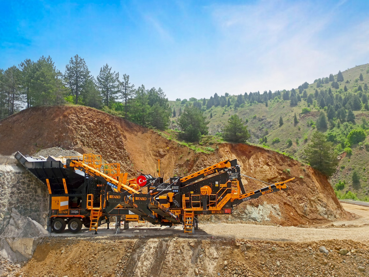 FABO mining machinery - crushing plant - Makineri minerare: foto 1 FABO mining machinery - crushing plant - Makineri minerare: foto 1