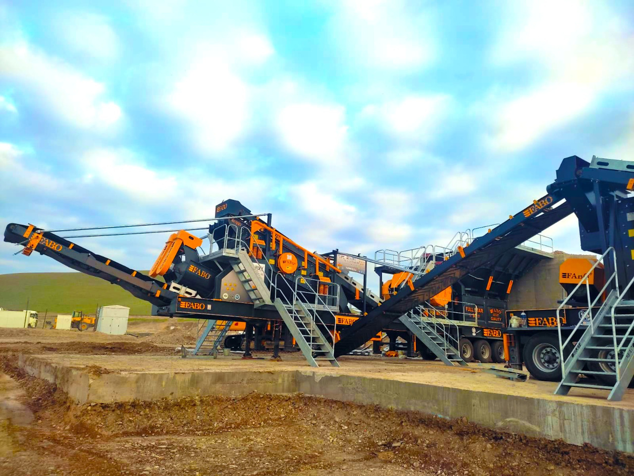 FABO mining machinery - crushing plant - Makineri minerare: foto 3 FABO mining machinery - crushing plant - Makineri minerare: foto 3
