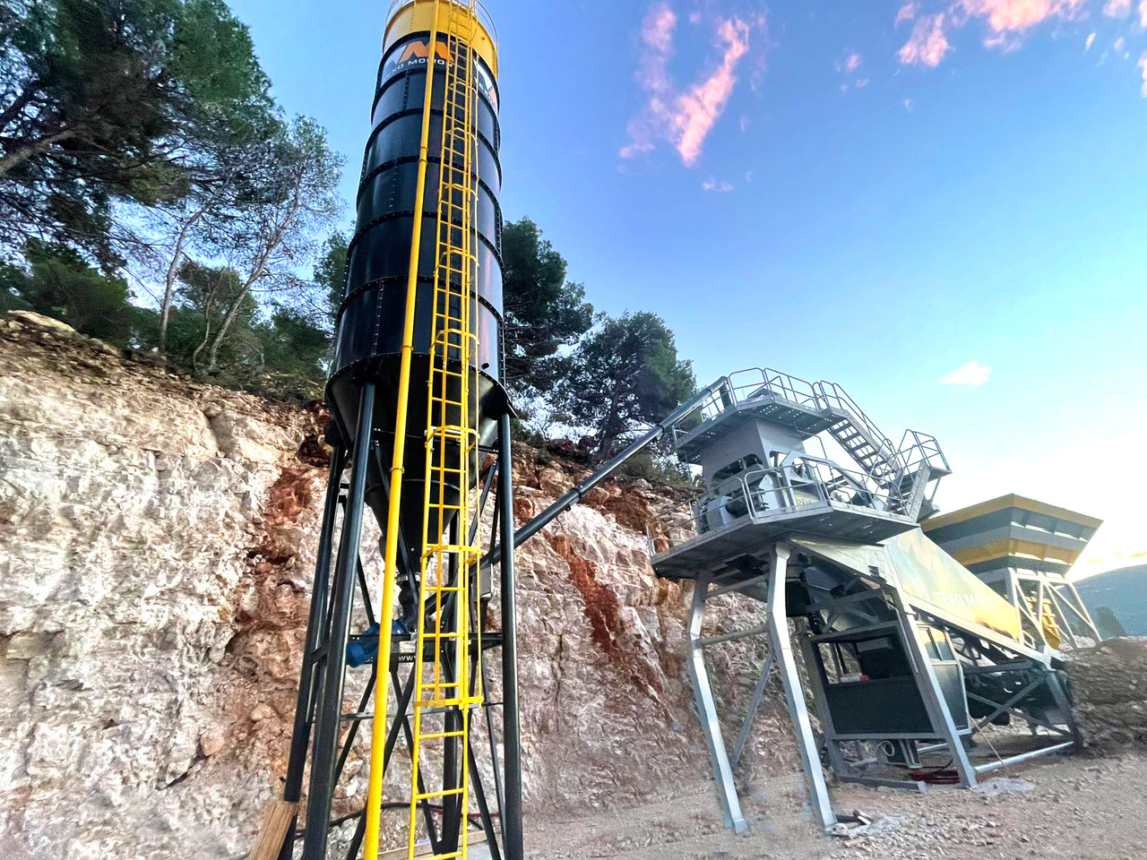 FABO mobile concrete batching plant - Impiant betoni: foto 3 FABO mobile concrete batching plant - Impiant betoni: foto 3